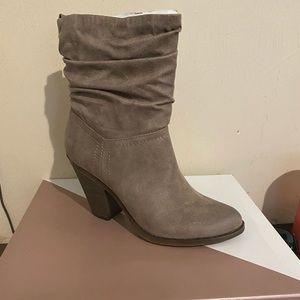 Grey booties from fergalocious new in box never worn size 7 1/2 asking 50